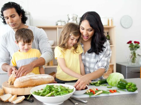 Basta conciliare lavoro e famiglia: occorre condividere