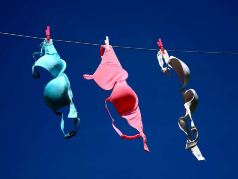 E se facessimo a meno del reggiseno?