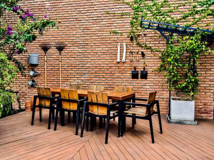 5 idee per decorare le pareti esterne, anche se fa molto caldo
