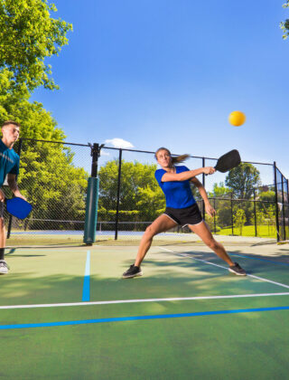 Pickleball, il tennis facile che si gioca ovunque