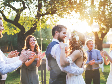 Matrimoni estivi: 10 regole per sopravvivere (e divertirsi)