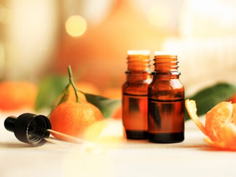 L'olio essenziale di arancio è un antistress naturale: ecco come usarlo