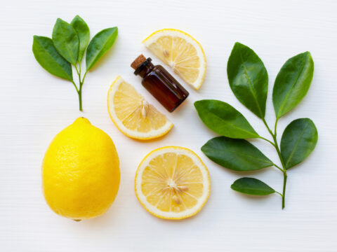 Ecco perché l’olio essenziale al limone è un ingrediente di benessere
