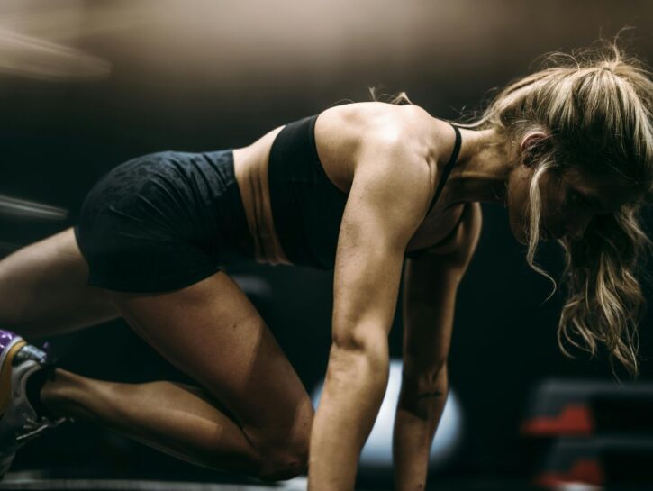 10 esercizi cardio da fare a casa e in palestra per dimagrire