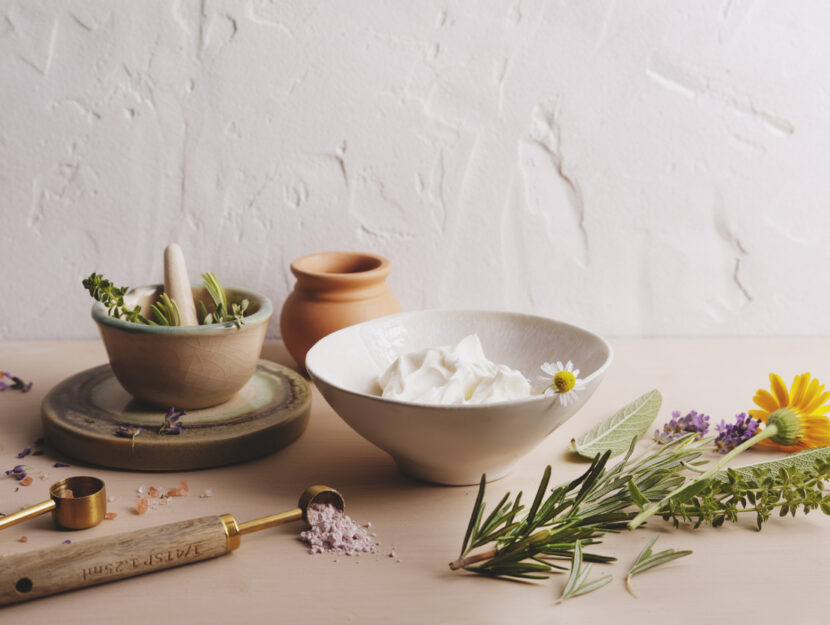 Più belle con lo yogurt: maschere, scrub e rimedi fai da te