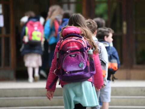 10 chili per uno zaino di scuola? Troppo!