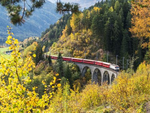 In viaggio sul treno del foliage