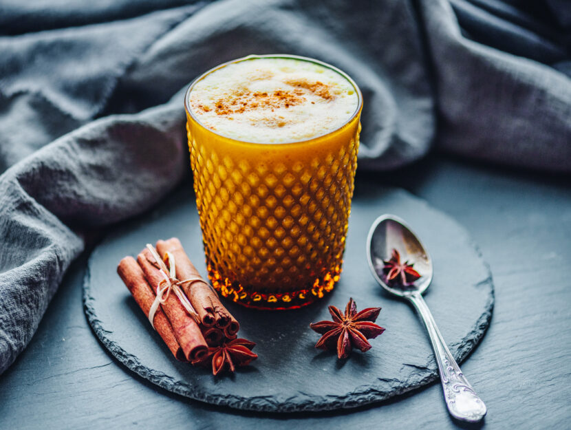 Golden Milk: tutti i benefici della curcuma in una sola bevanda