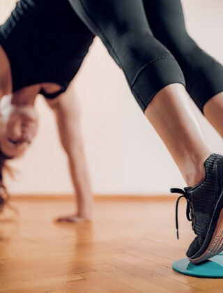 Gliding disc: come allenarsi con le pattine fitness
