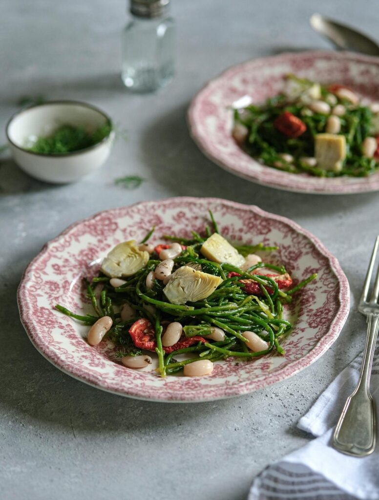 insalata di cicoria con fagioli e carciofi