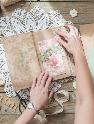 Scrapbooking: l'album dei ricordi per rilassarsi e fissare le idee