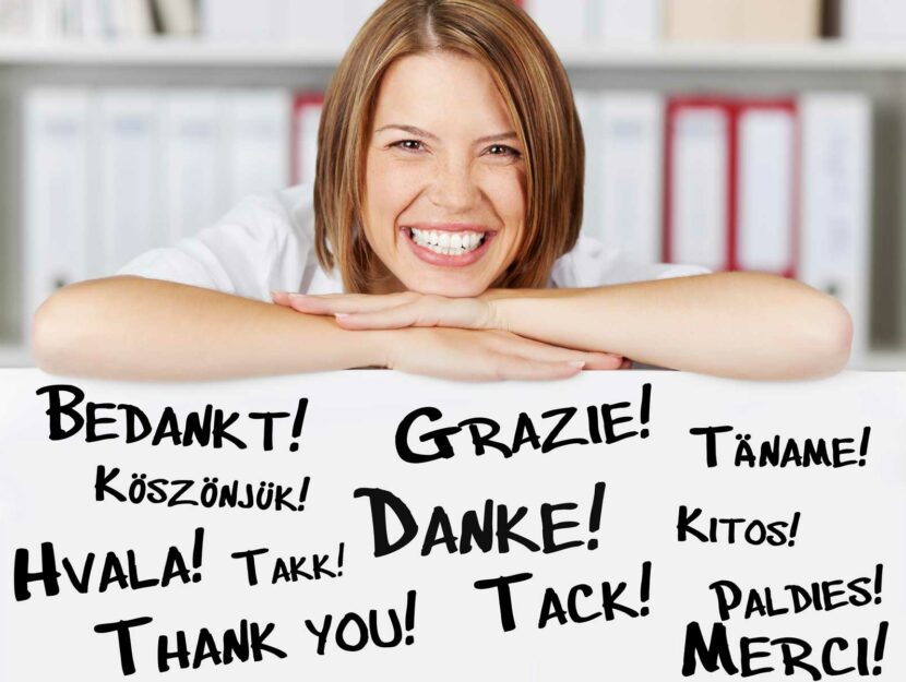 Donna dice grazie in tutte le lingue
