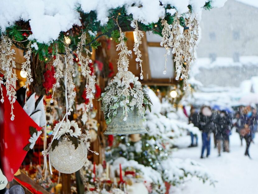 Mercatino Natale Aosta luoghi da favola