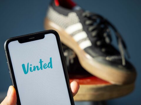 Vinted, come funziona la App per vendere l'usato