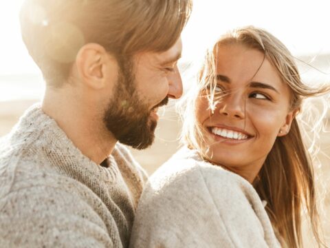 Essere se stesse in amore: una sfida fondamentale per una relazione sana