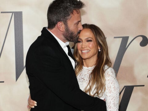 Jennifer Lopez e Ben Affleck: le foto in abito da sposa