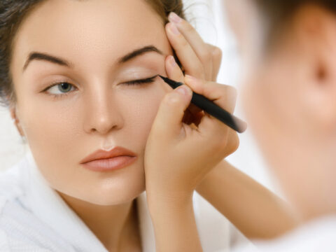 5 consigli per far durare molto di più l'eyeliner