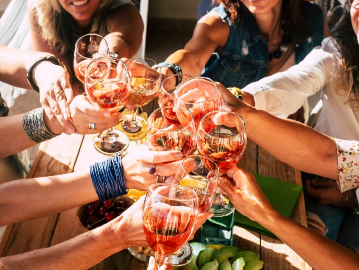 5 regole per organizzare un perfetto aperitivo tra amiche