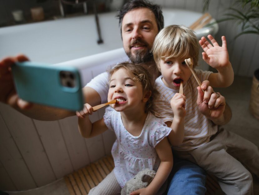 Papà bambini selfie