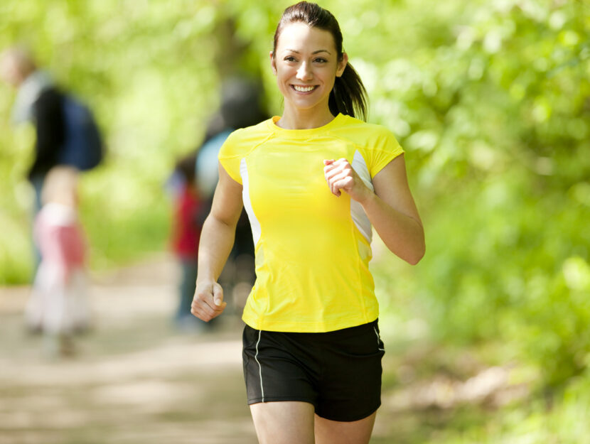 Questi sono i benefici del power walking che dovresti conoscere