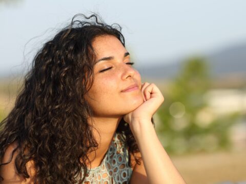 Tutti i trucchi per reagire al meglio alla sindrome del letargo primaverile