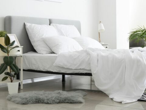 Come far apparire più grande una camera da letto piccola