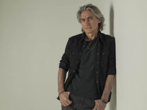 Ligabue: la vita, il successo, le amicizie, gli amori