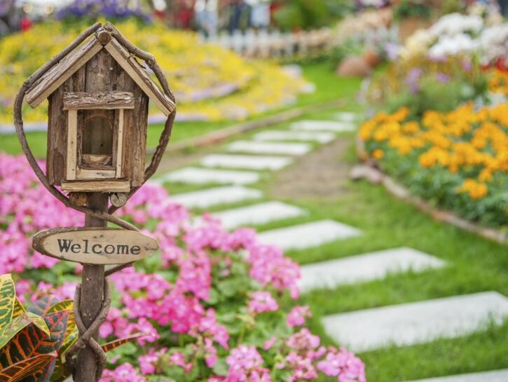 Come riparare i gradini in calcestruzzo dei giardini