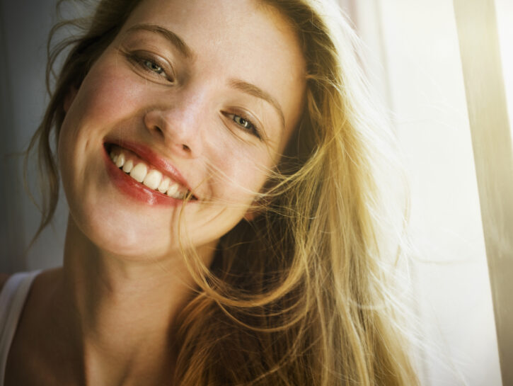 Denti più bianchi in 3 giorni*: la rivoluzione Max White Ultra di Colgate confermata dalle lettrici di Donna Moderna