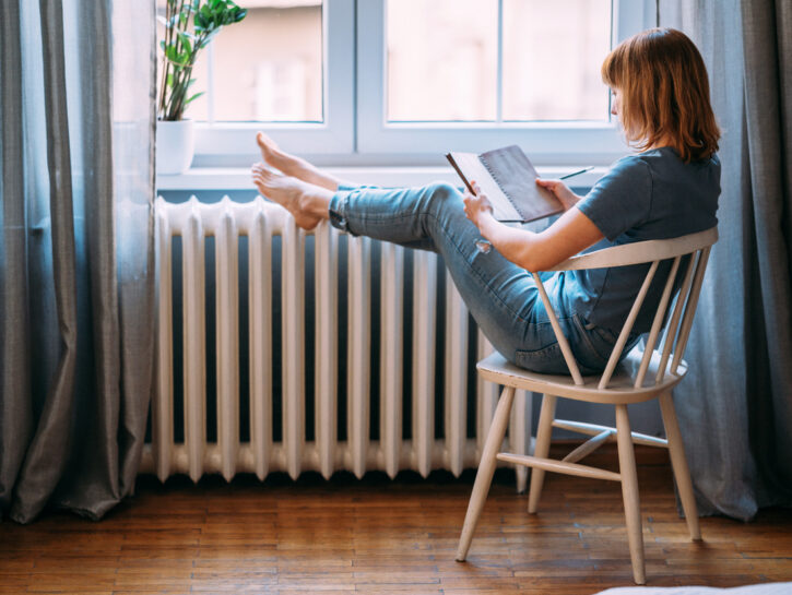 Addio polvere, benvenuto calore: come pulire i termosifoni