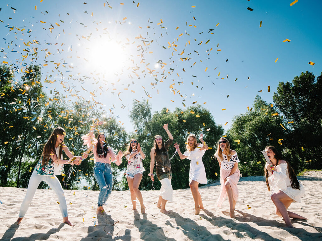 Addio al nubilato ragazze festa spiaggia