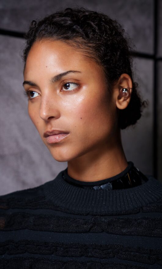 Tonifica il viso senza bisturi: i metodi più efficaci per una pelle luminosa