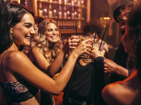 5 consigli per creare un angolo bar davvero incantevole