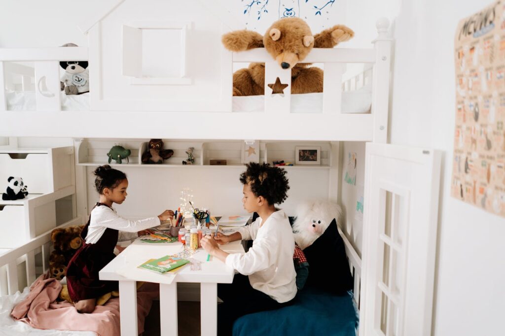 interno di cameretta di bambini
