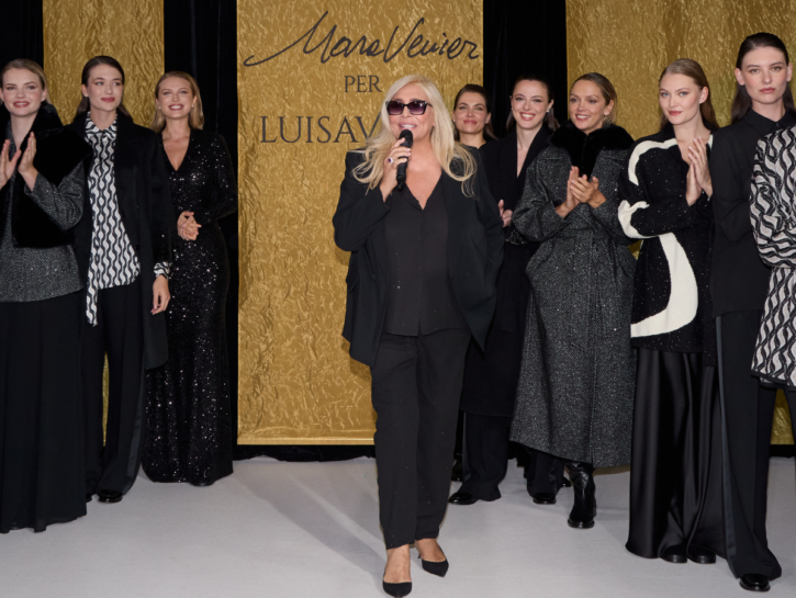 Mara Venier per Luisa Viola: la collezione che illumina i tuoi look autunnali