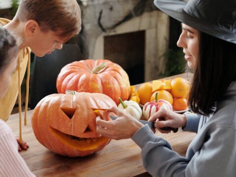 Come si scava una zucca per Halloween