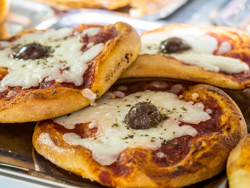 Pizzetta siciliana street food