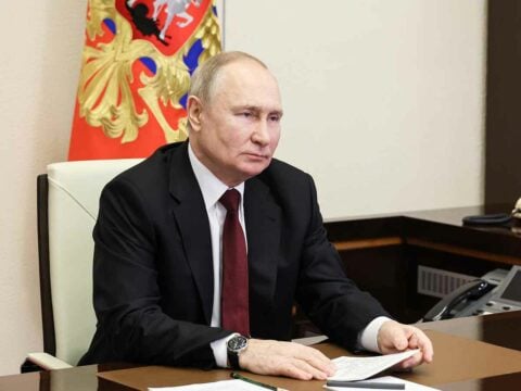 Cos’è la sindrome di Cushing che potrebbe avere Putin