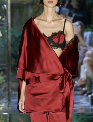 Lingerie a vista, 5 idee per indossarla in modo furbo