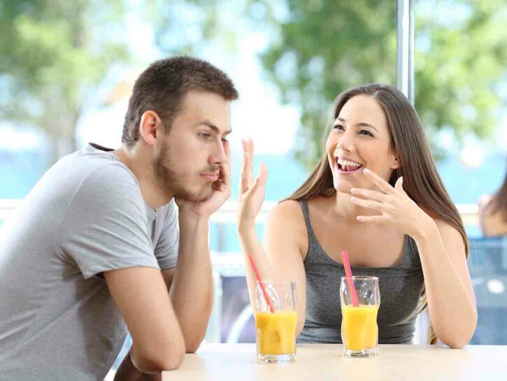 Hai a che fare con un tipo egocentrico? Ecco i 7 campanelli d'allarme