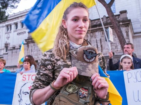 Ucraina, l'ex pilota Giulia Schiff si è sposata