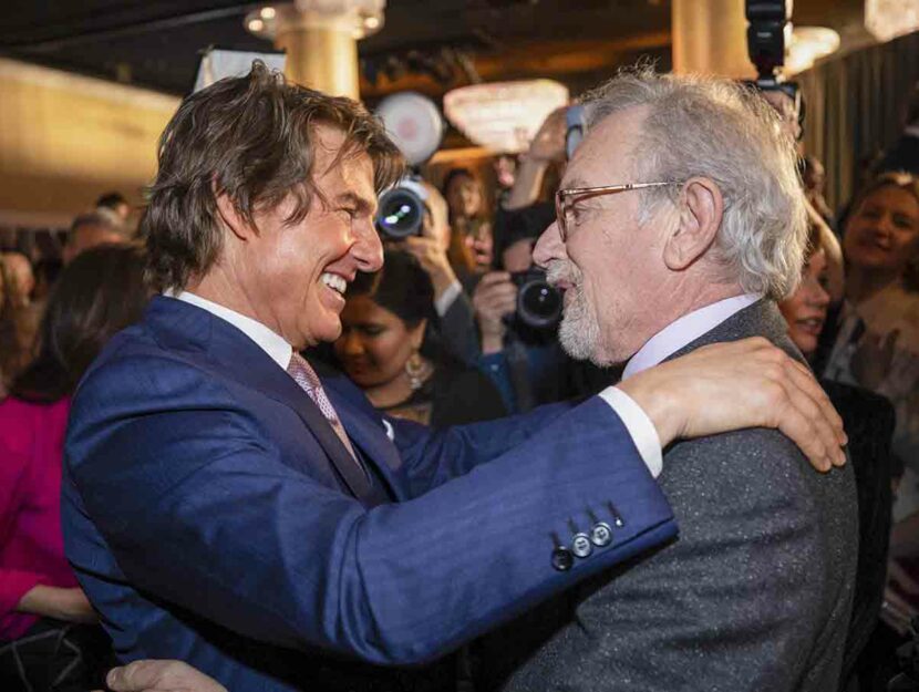 Tom Cruise e Steven Spielberg alla cena per i nominati agli Oscar 2023