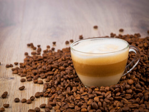 Caffè verde: Proprietà e Benefici - Caffe Pazzini