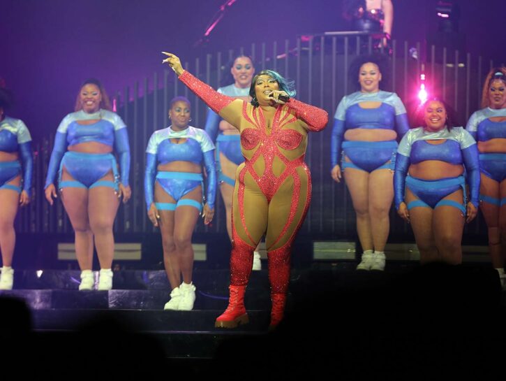 Inno alla Body positivity: Lizzo incanta a Milano