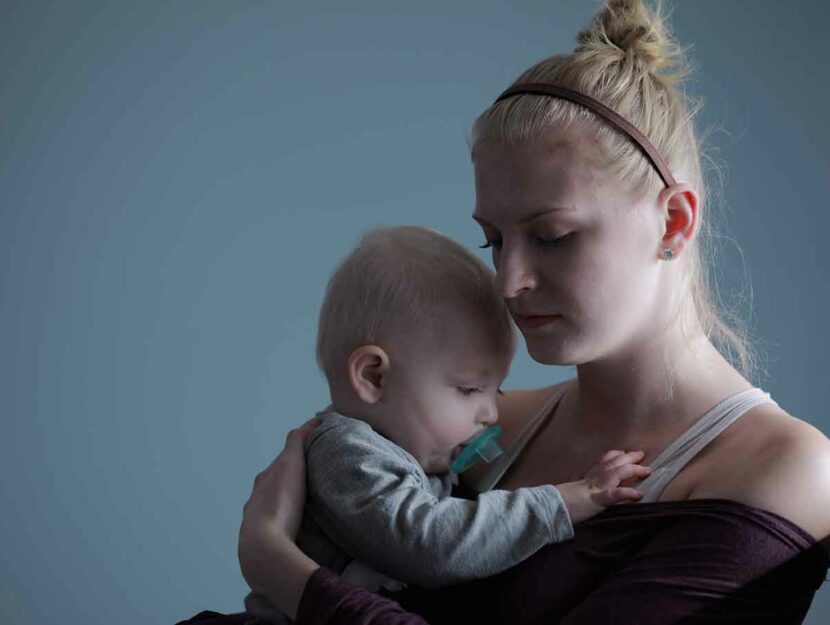 mamma con bambino un anno