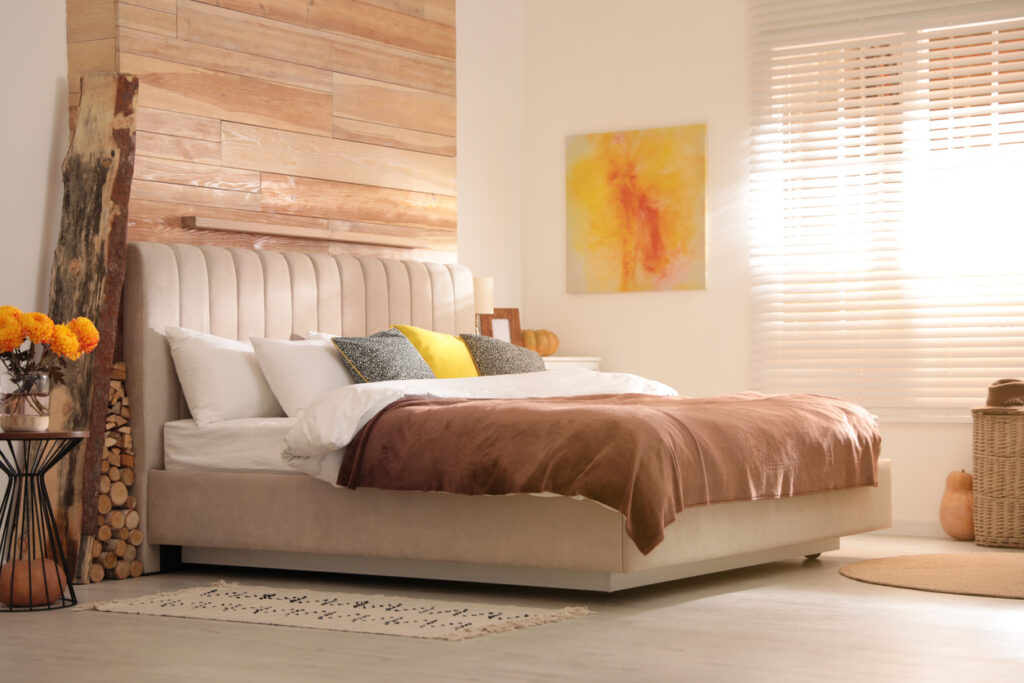 10 elementi che non dovrebbero mai mancare in una camera da letto elegante