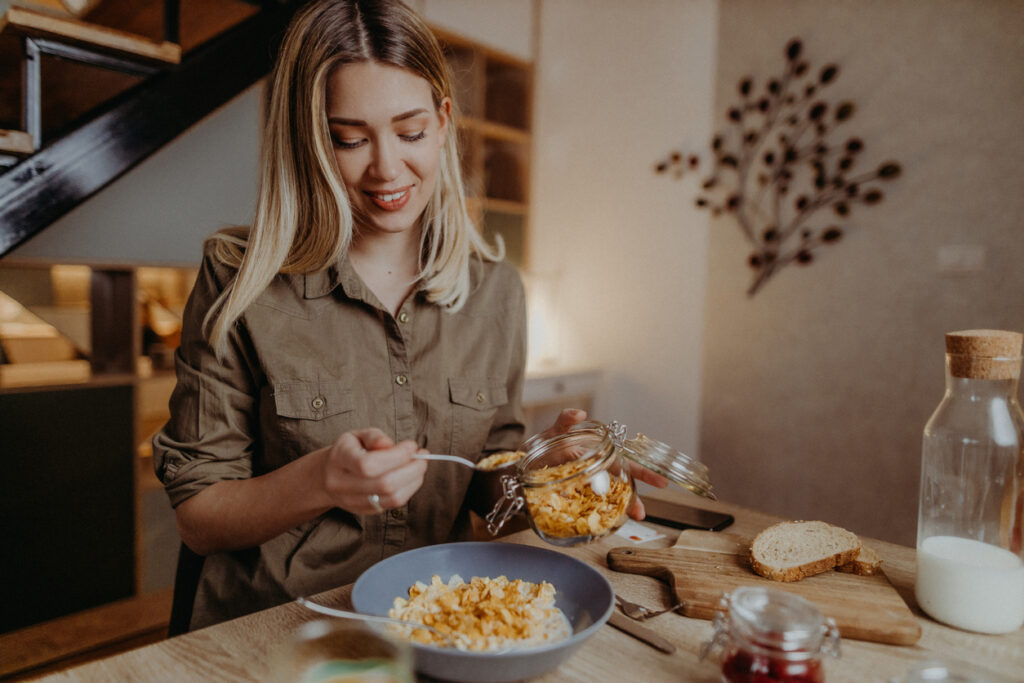 Non solo dolci e bibite, gli zuccheri nascosti sono in moltissimi alimenti. Ecco i 10 insospettabili