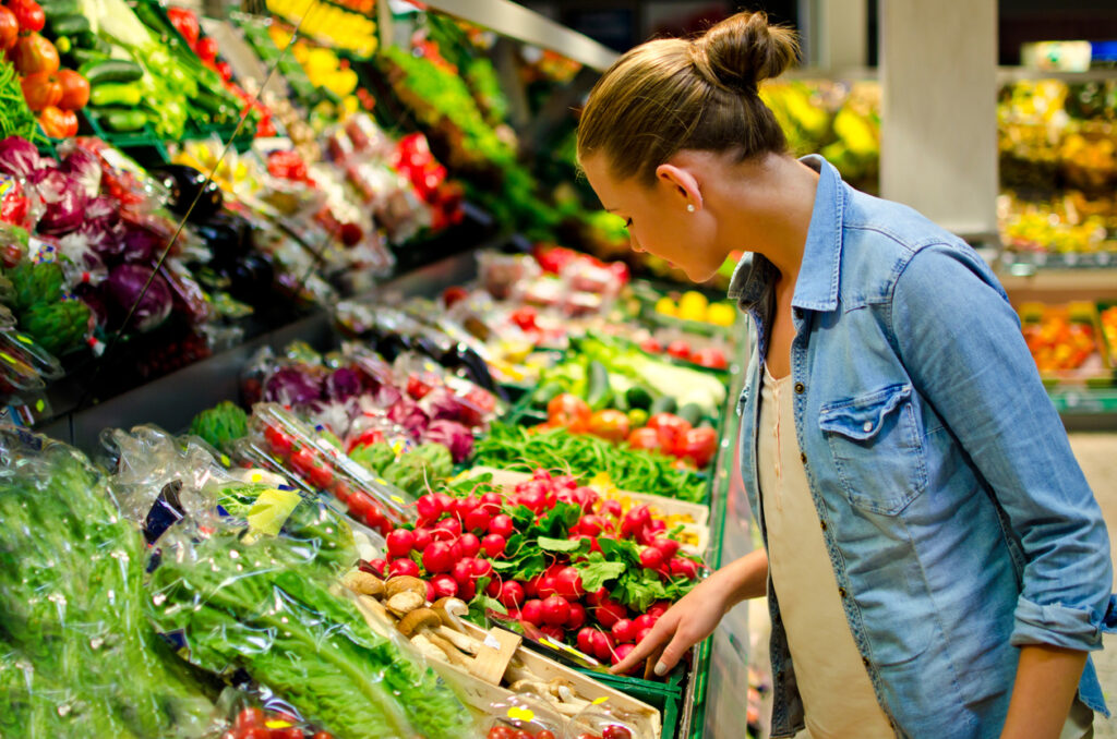 Mangiare sano risparmiando: la sfida possibile