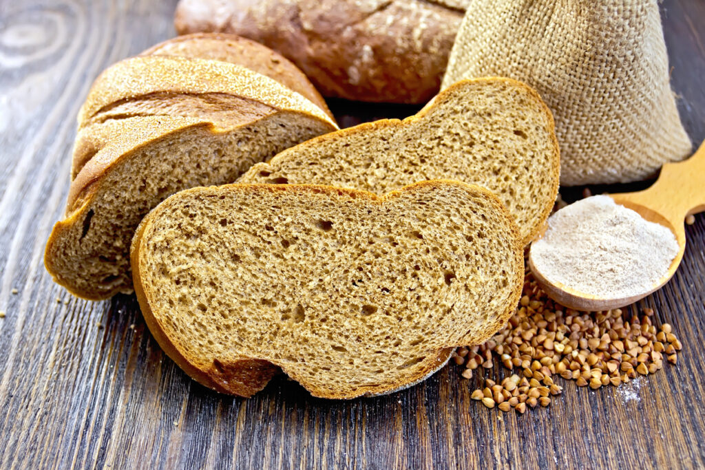 Grano saraceno: perché è da provare e quello che puoi fare con la farina, i chicchi o la pasta