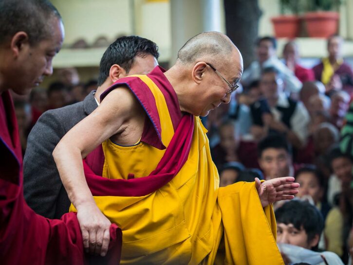 Il Dalai Lama a un bimbo: 